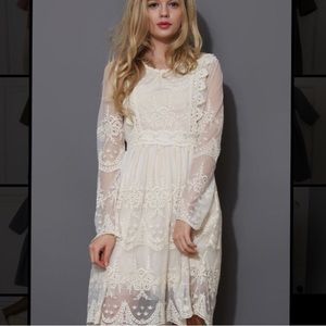 Chicwish mi amore lace dress size S